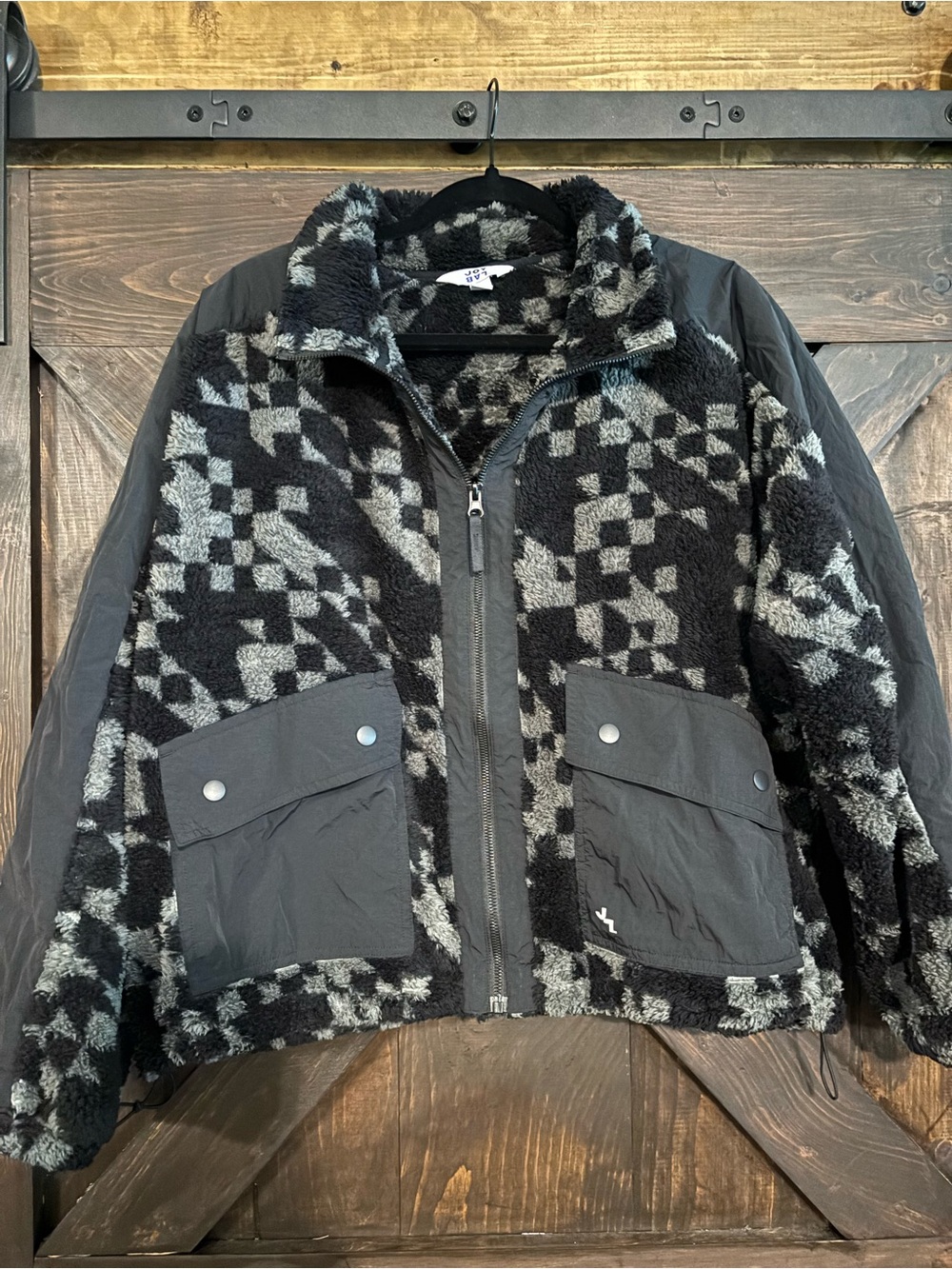 JoyLab Black & Gray Geometric Sherpa Puffer Jacket
